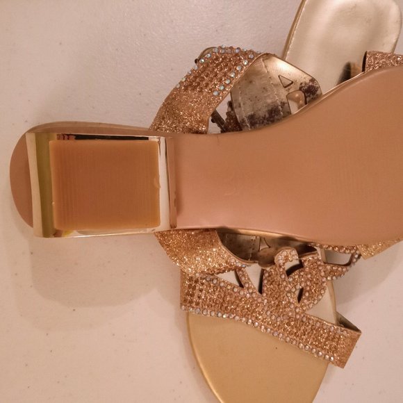 🎁FREE GIFT INCLUDED🎁 NEW Embellished Rhinestone Glitter Sandals Low Heels - Picture 12 of 15